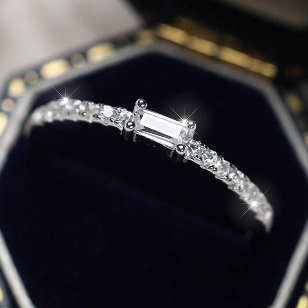 Sterling Silver White Sapphire Ring